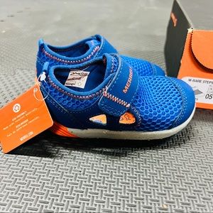 NIB Merrell Kids Bare Steps H2O Sneaker - Toddler 5